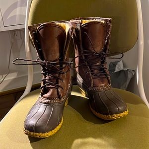 Women’s Bean Boots, Shearling-Lined Size 7